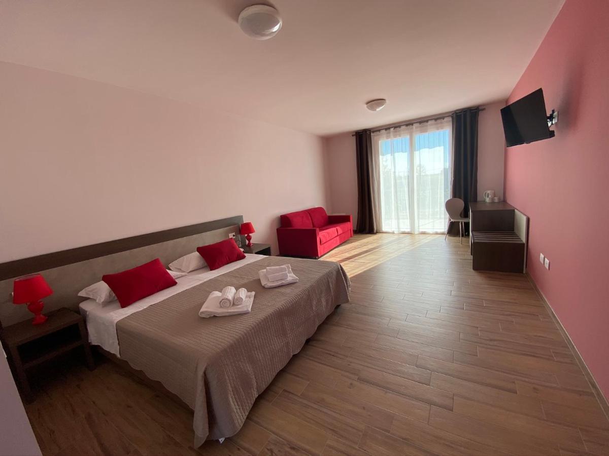 Agricamping Al Grappolo Divino Alloggio per agriturismo Lazise